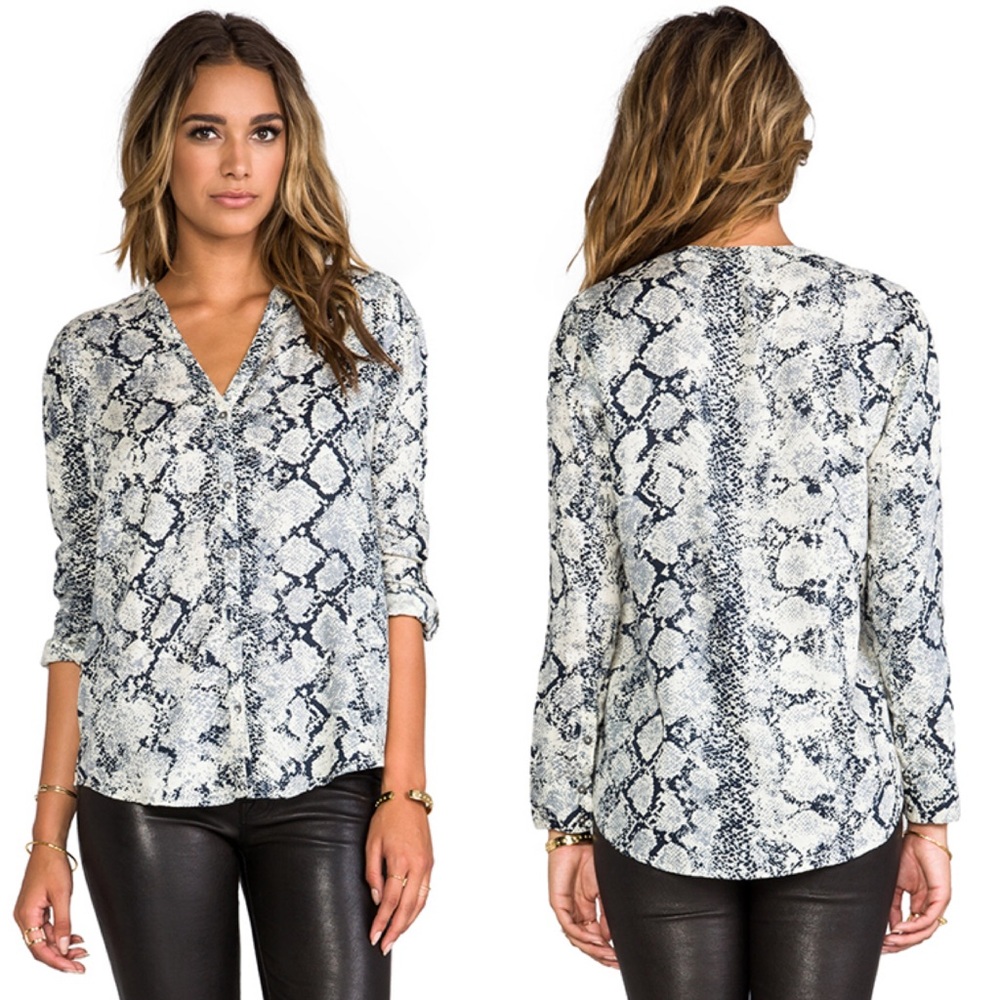 [Soft Joie] Dane Snake Print Blouse